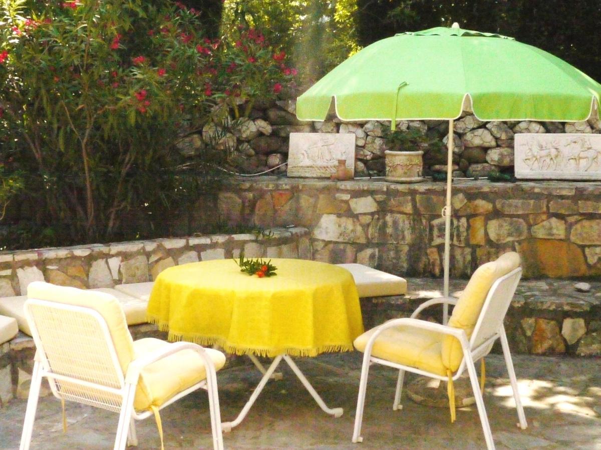 Steinturm Mit Dach-Terrasse Zwischen Fluss, Meer Und Gebirge- Spiti Pirgos Paralia Sergoulas Eksteriør bilde