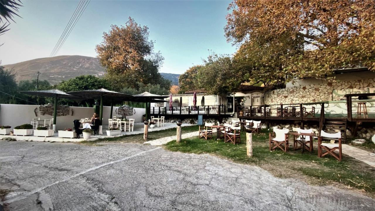 Steinturm Mit Dach-Terrasse Zwischen Fluss, Meer Und Gebirge- Spiti Pirgos Paralia Sergoulas Eksteriør bilde